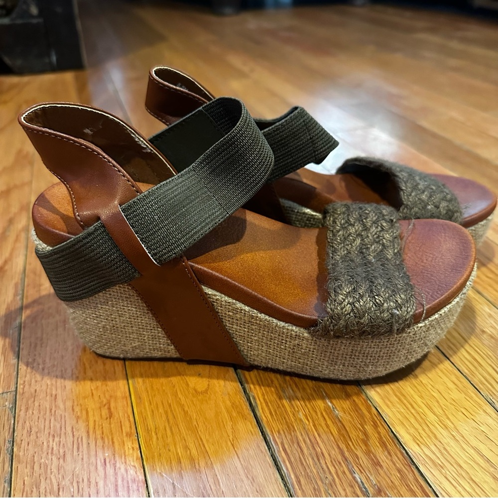 Mia Brown 5.5 Wedges Lenny GG1741 Sandals